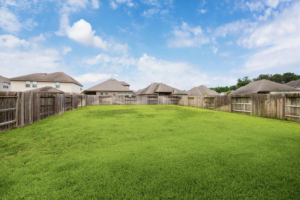 4423 Mimic Drive, Spring, Texas image 30