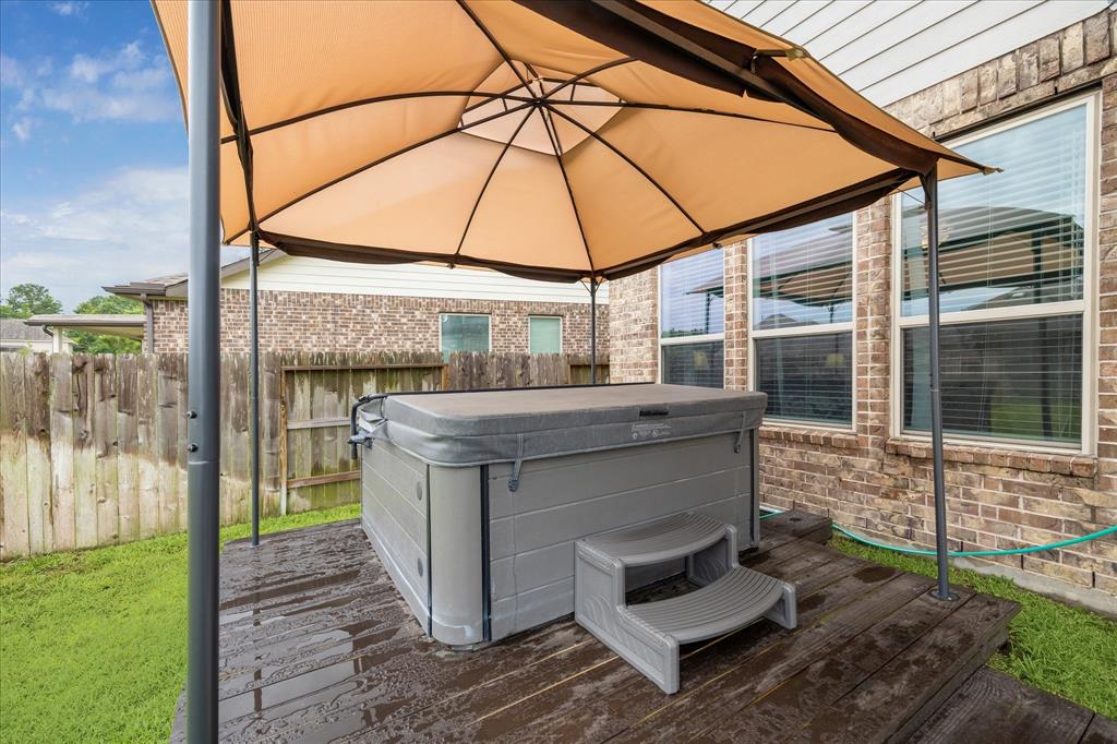 4423 Mimic Drive, Spring, Texas image 28