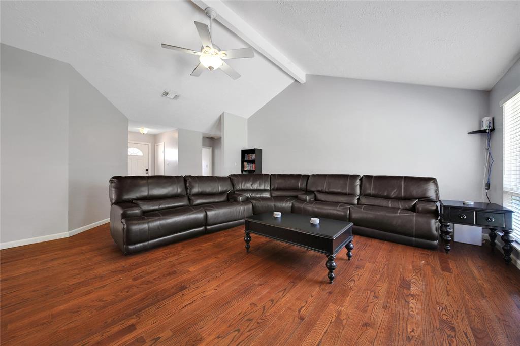 4706 Larksong Lane, Spring, Texas image 18