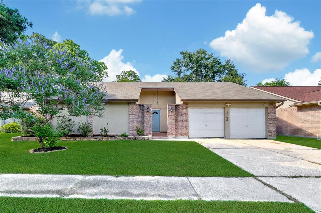4706 Larksong Lane, Spring, Texas image 1