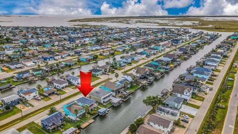 A home in Bayou Vista