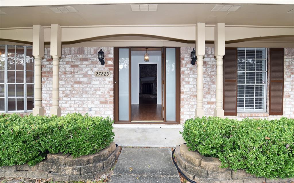 27225 Lana Lane