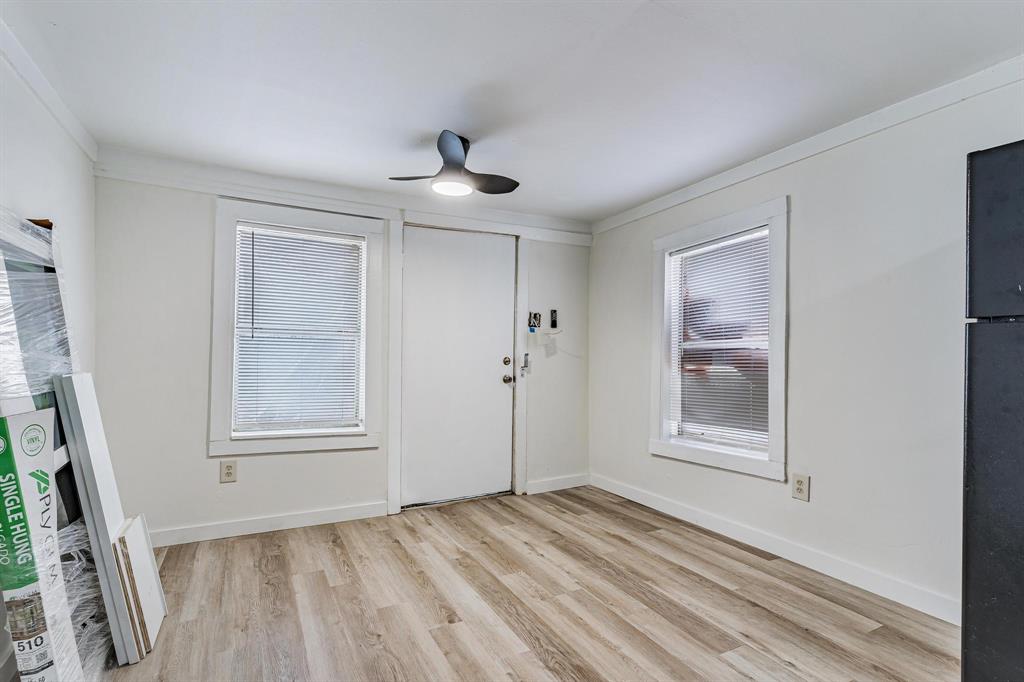 3913 Ball St, Galveston, Texas image 16