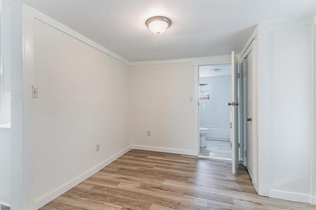 3913 Ball St, Galveston, Texas image 19