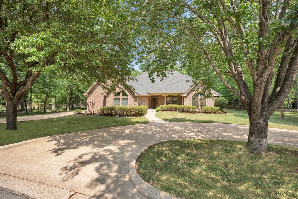 149 Broadmoor Drive, Huntsville, Texas image 2