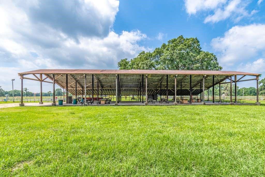112 Pine Ridge Drive, Cleveland, Texas image 4