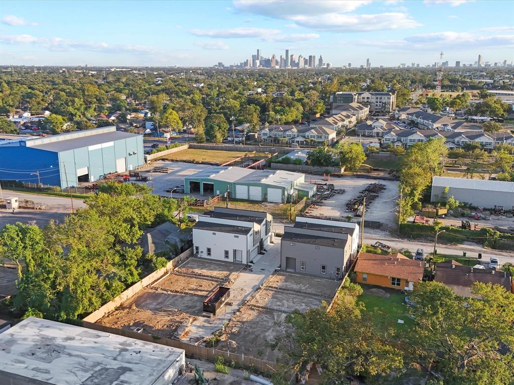 225 Noras Lane #E, Houston, Texas image 26