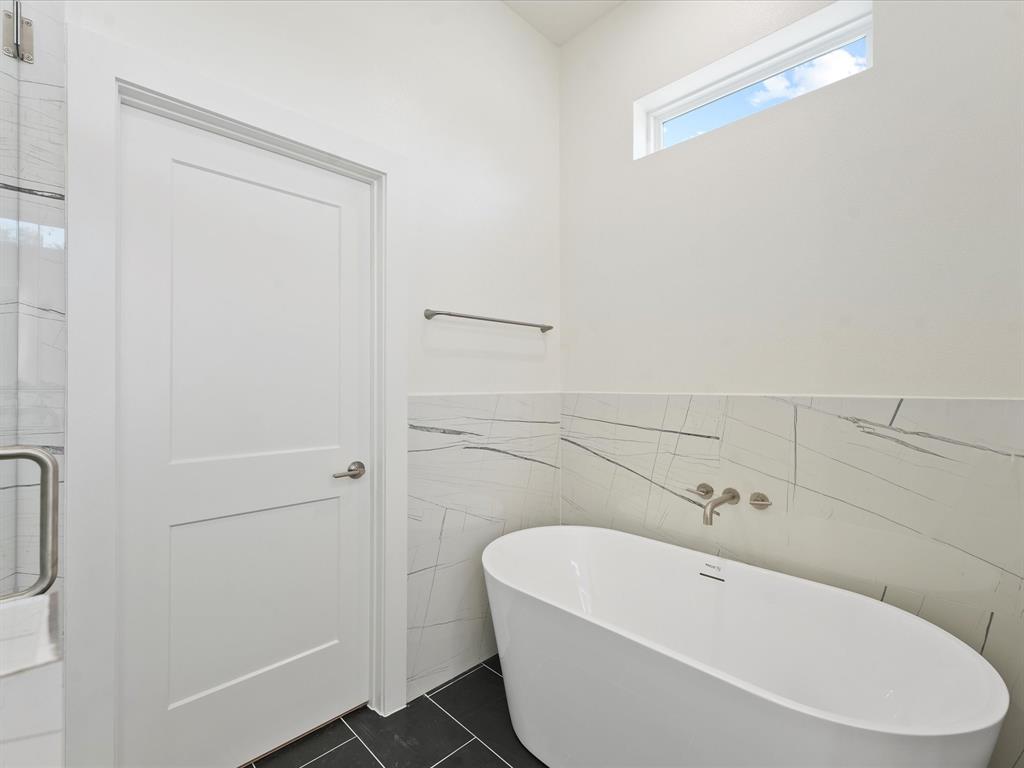 225 Noras Lane #E, Houston, Texas image 22