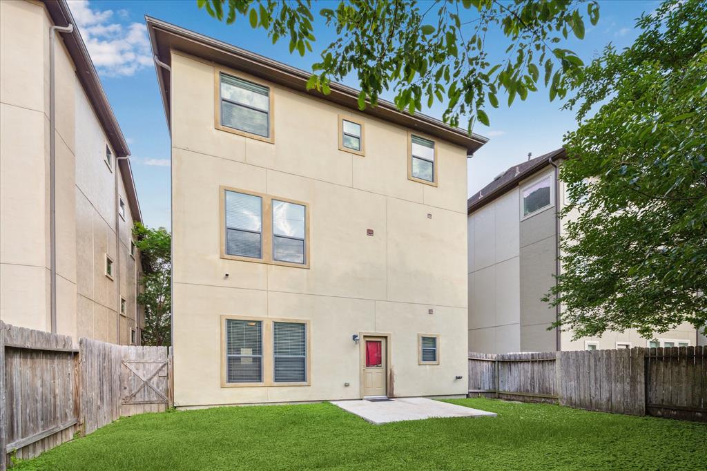 2707 Kings Retreat Circle, Kingwood, Texas image 28