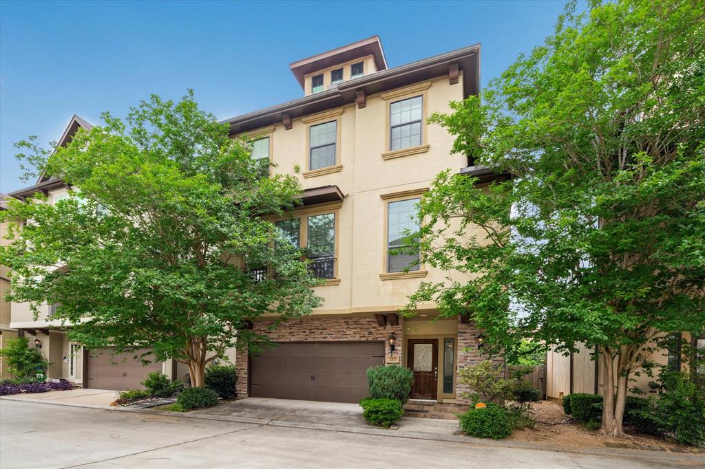 2707 Kings Retreat Circle, Kingwood, Texas image 1