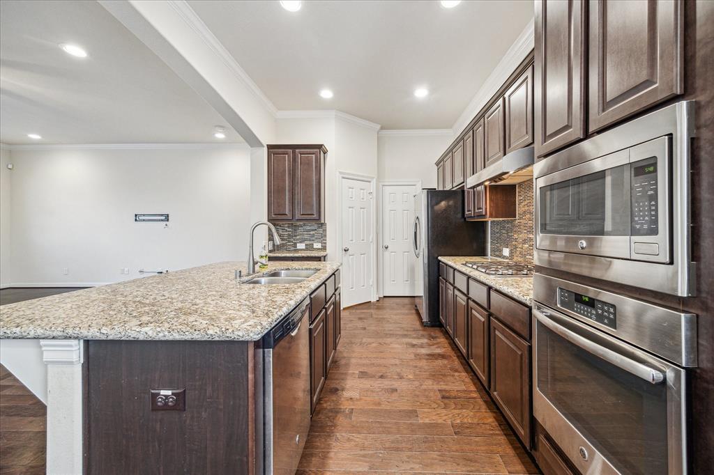 2707 Kings Retreat Circle, Kingwood, Texas image 11