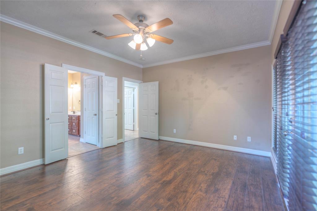 376 Rolling Hills Drive, Conroe, Texas image 22