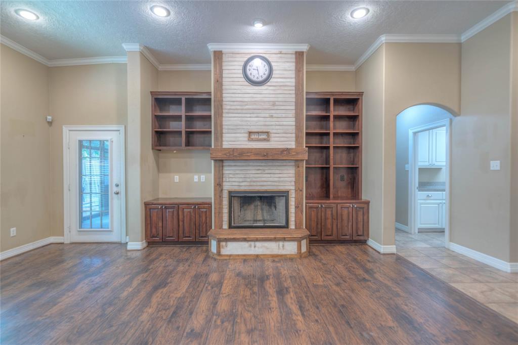 376 Rolling Hills Drive, Conroe, Texas image 11
