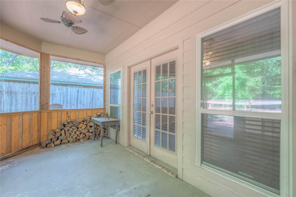 376 Rolling Hills Drive, Conroe, Texas image 35