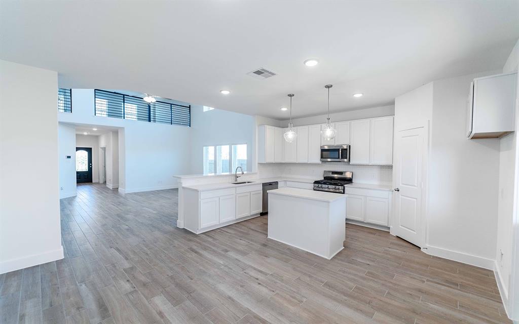 630 Escondido Drive, Dayton, Texas image 11
