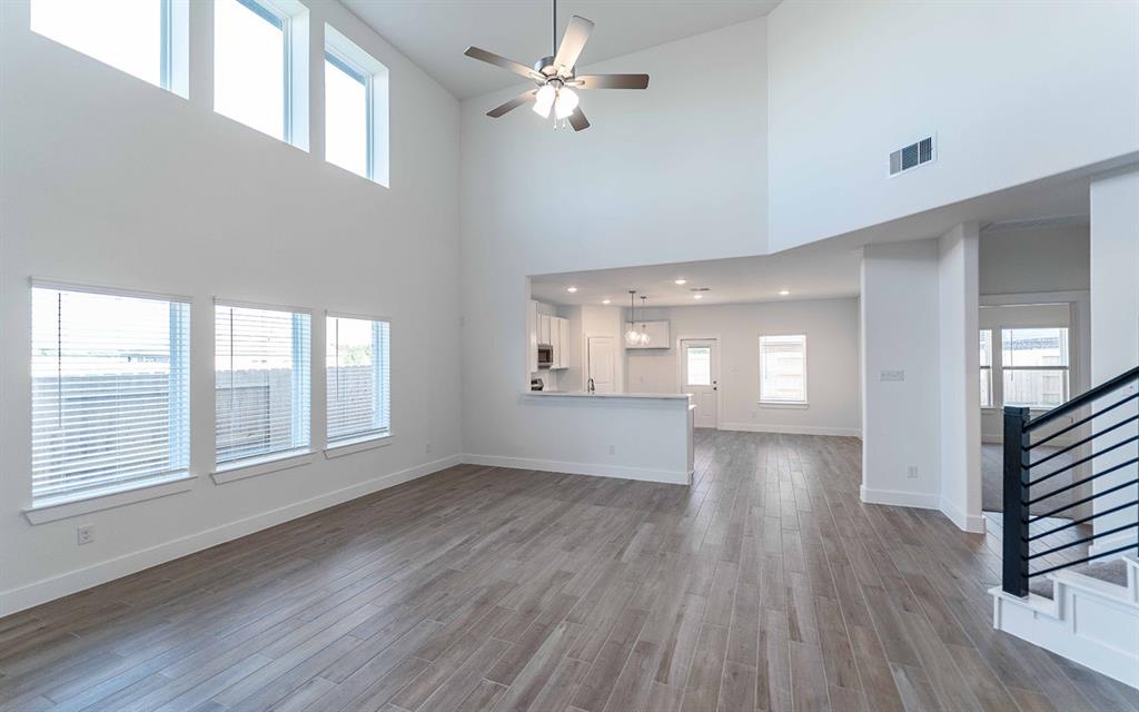 630 Escondido Drive, Dayton, Texas image 4