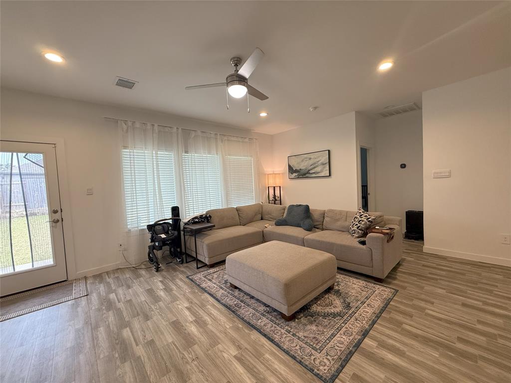 14215 Black Canyon Lane