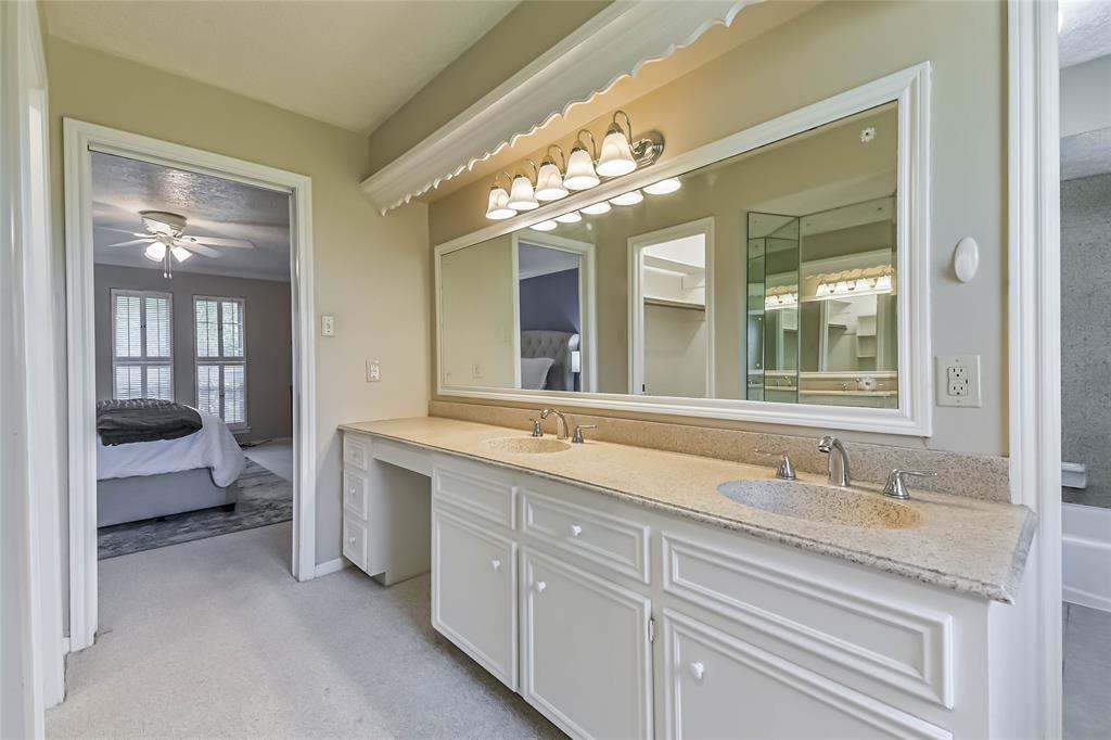 6706 Chancellor Drive, Spring, Texas image 28