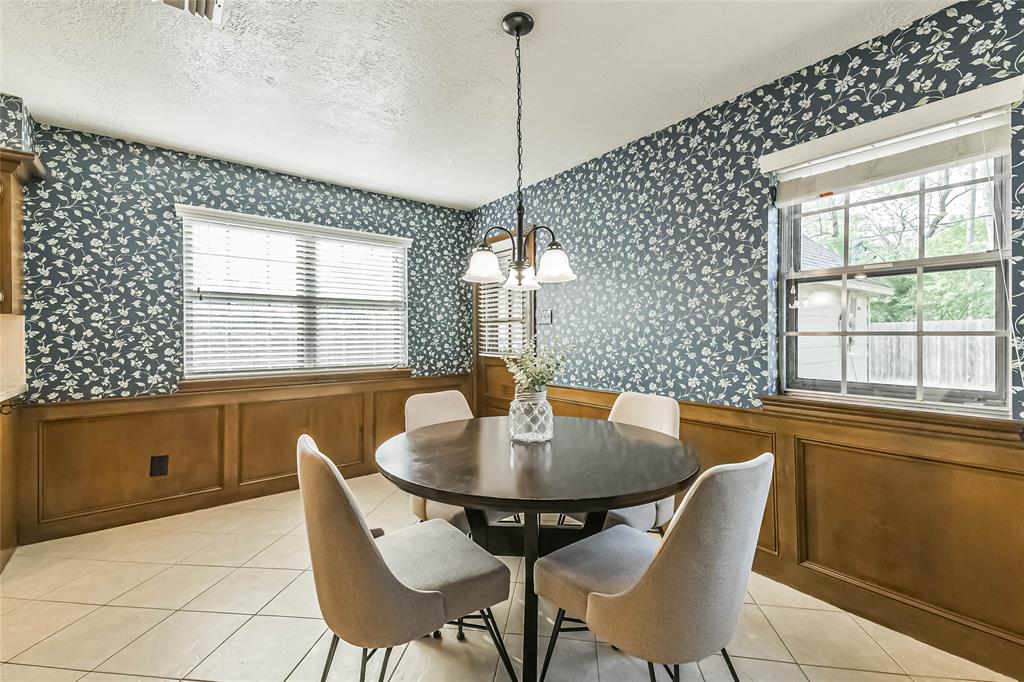 6706 Chancellor Drive, Spring, Texas image 11