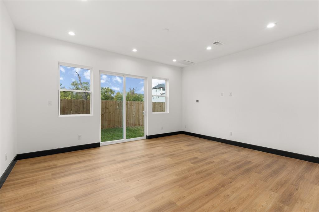 4439 Gunter Street, Houston, Texas image 14
