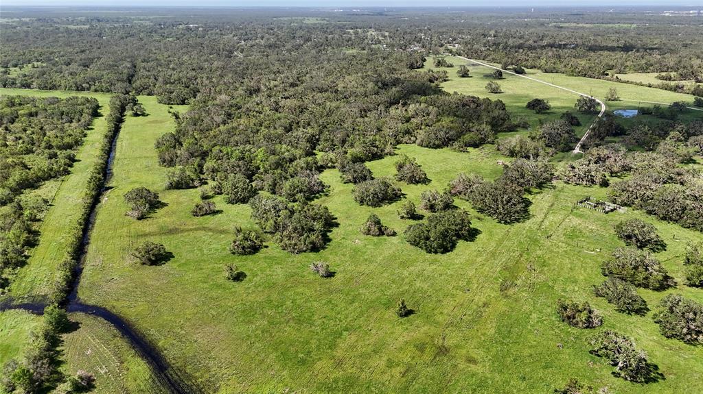 Cr 295, Bryan Road, Jones Creek, Texas image 8