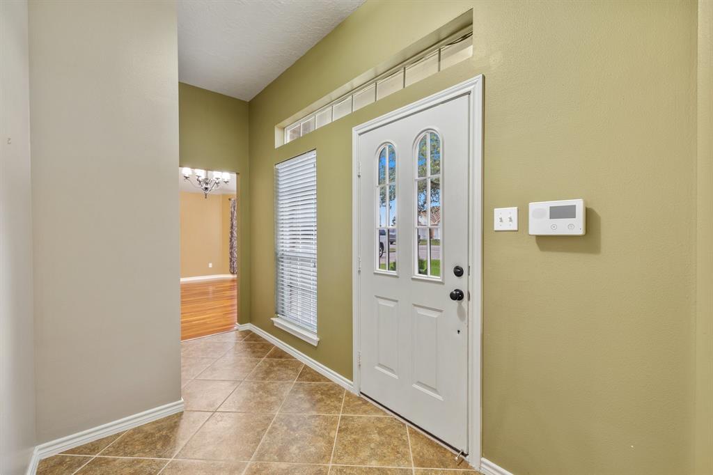 3807 Doveswood Circle