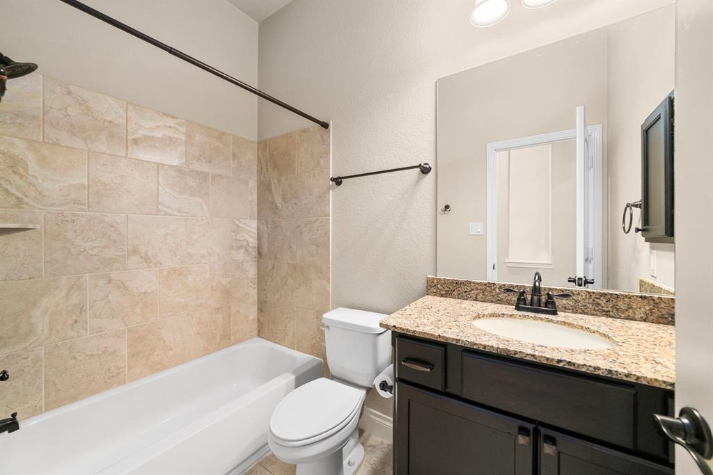 1966 Beacon Springs Court, Pearland, Texas image 24
