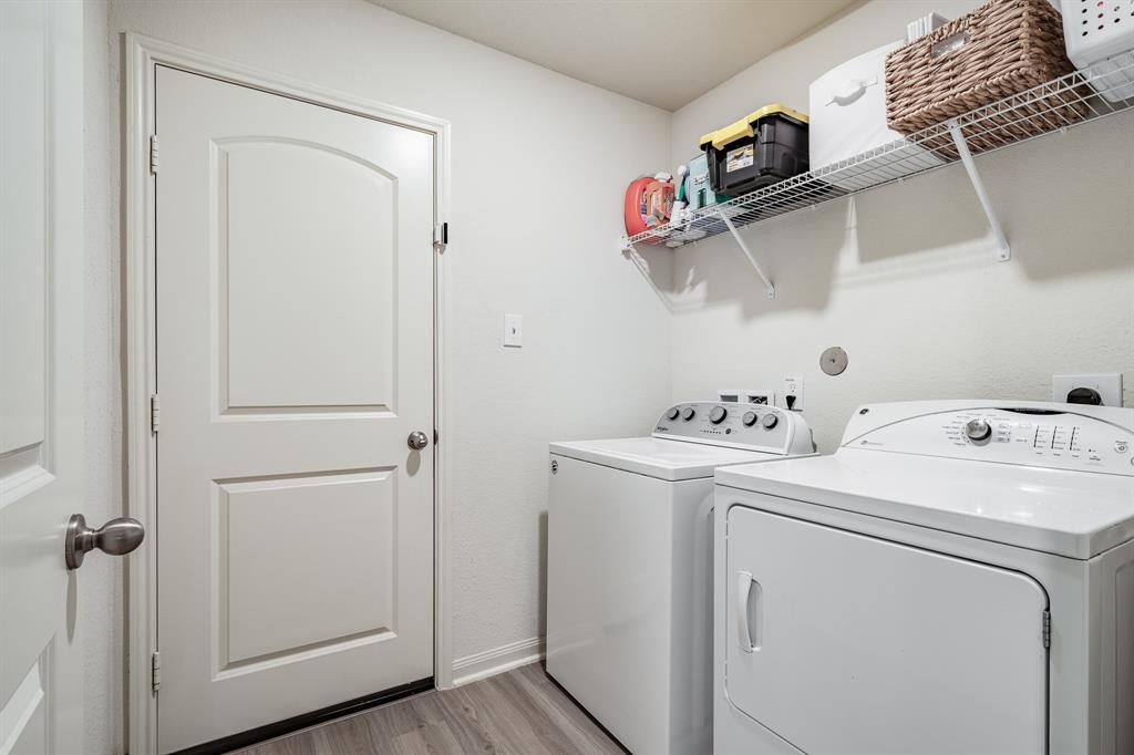 5806 Sapphire Lagoon Road, Baytown, Texas image 23