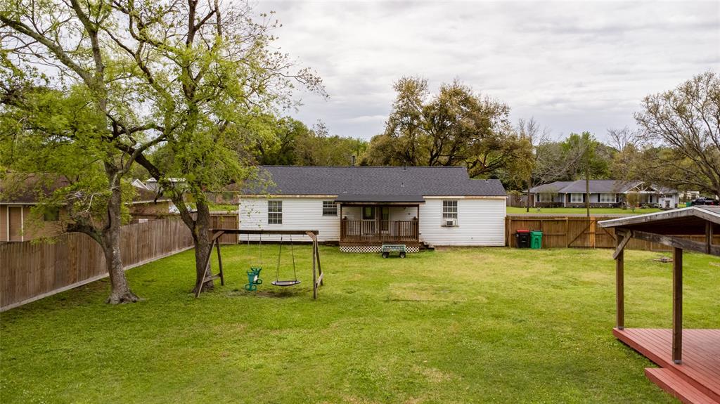 2100 Rosille Drive, Baytown, Texas image 20