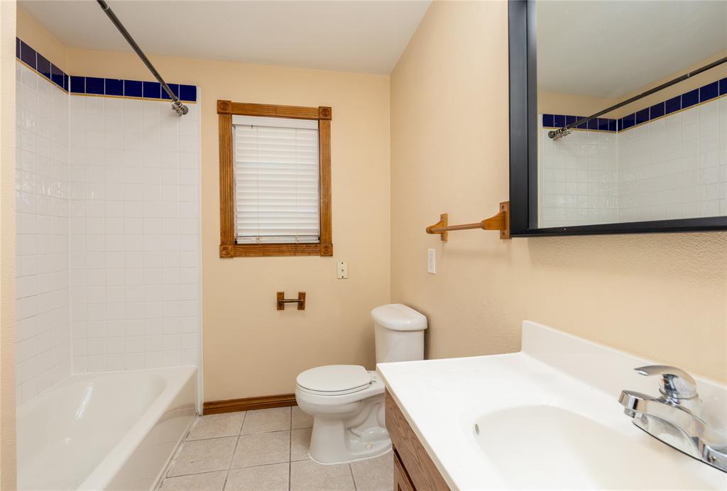 2100 Rosille Drive, Baytown, Texas image 14