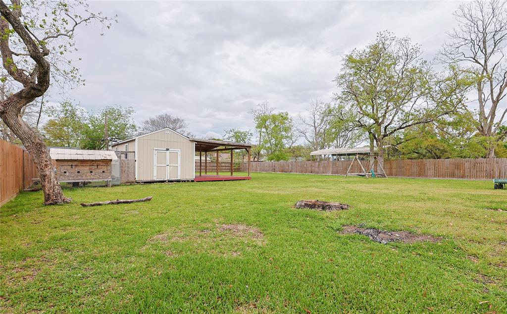 2100 Rosille Drive, Baytown, Texas image 25