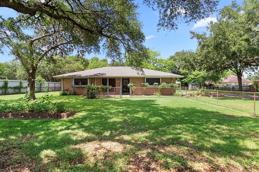 12210 Dover Street, Houston, Texas image 1