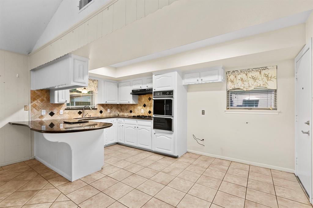 12210 Dover Street, Houston, Texas image 6
