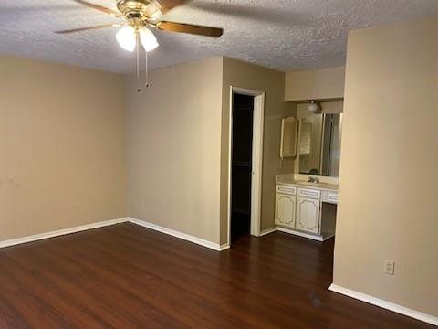6662 Canyon Way Drive, Houston, Texas image 15