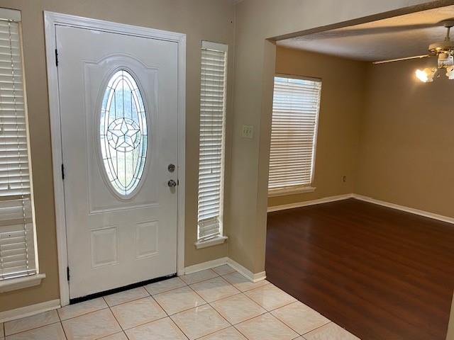 6662 Canyon Way Drive, Houston, Texas image 3