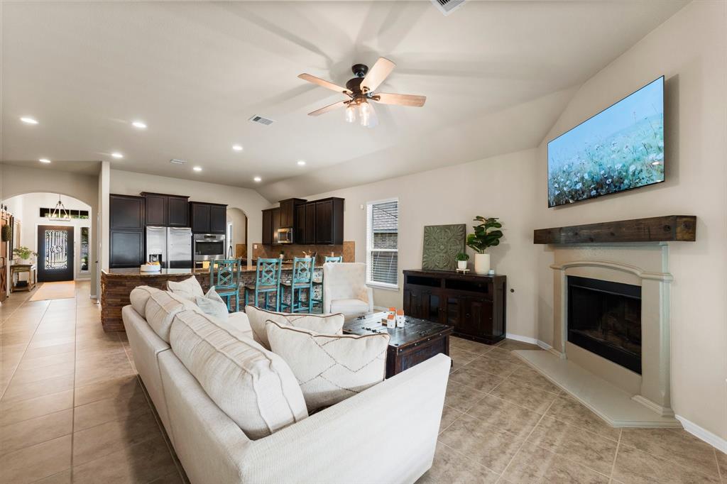 120 Brooke Addison Court, Montgomery, Texas image 1