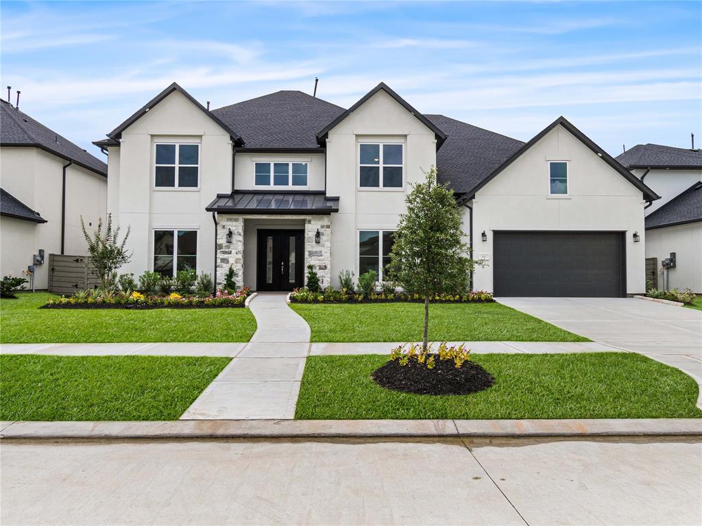 4926 Grapevine Lane