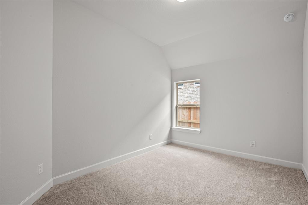 922 Raindrop Creek Court, Conroe, Texas image 22
