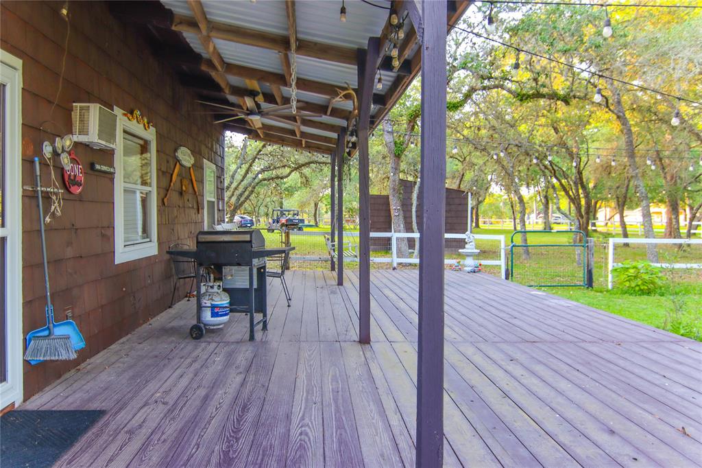 302 Bluebonnet Road, Sheridan, Texas image 29