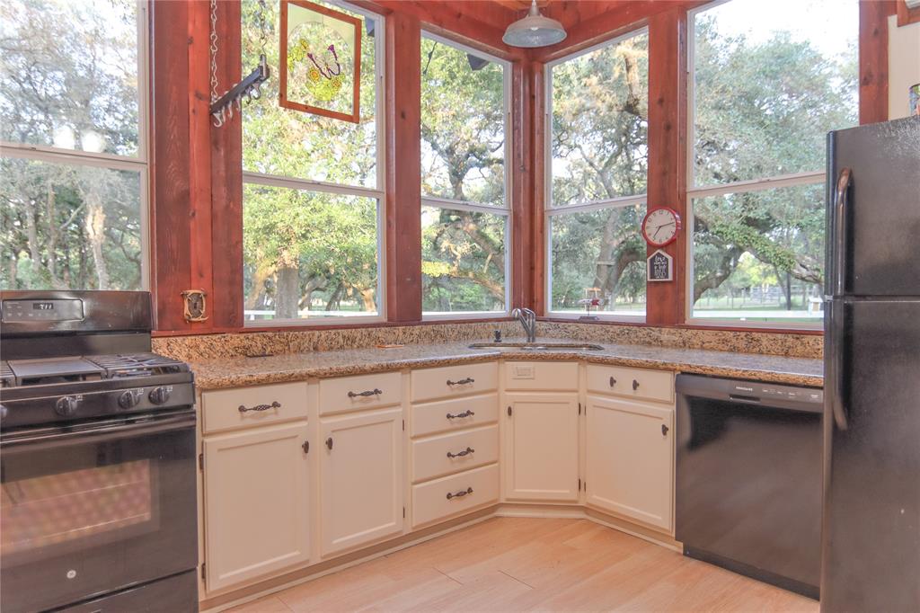 302 Bluebonnet Road, Sheridan, Texas image 20