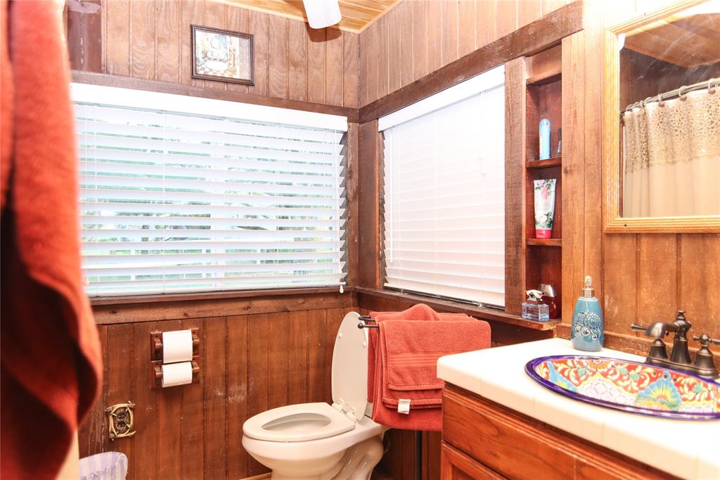 302 Bluebonnet Road, Sheridan, Texas image 26