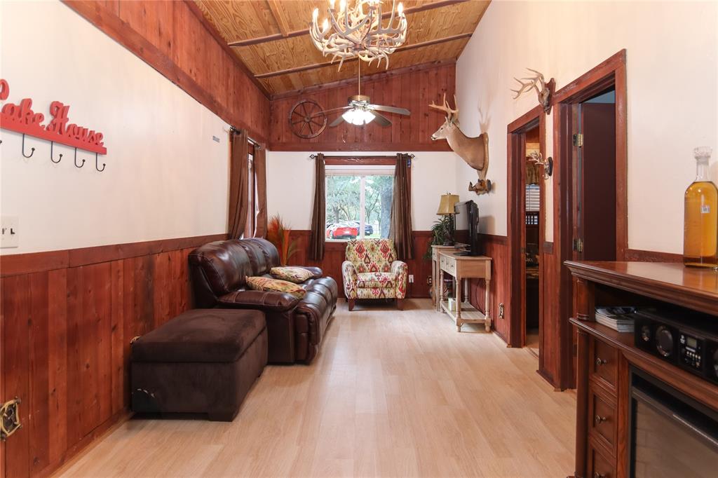 302 Bluebonnet Road, Sheridan, Texas image 17