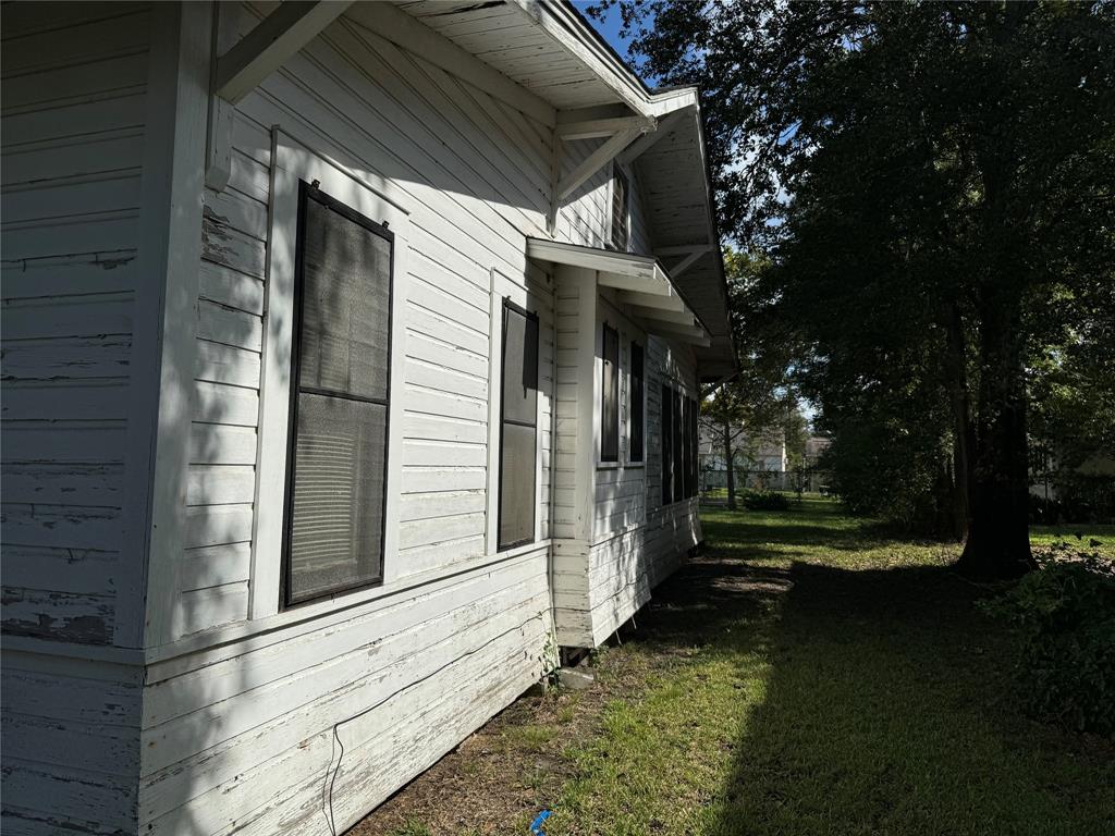 906 6th Street, Orange, Texas image 3