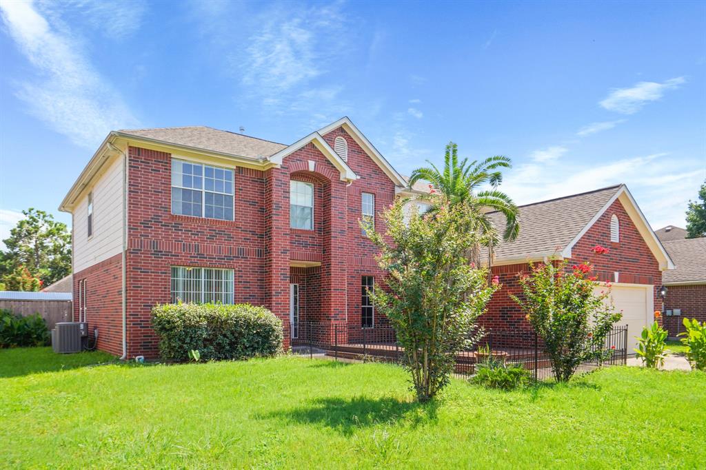 16531 Cypress Bridge Drive, Cypress, Texas image 2