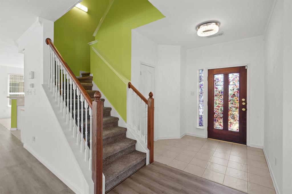 16531 Cypress Bridge Drive, Cypress, Texas image 7