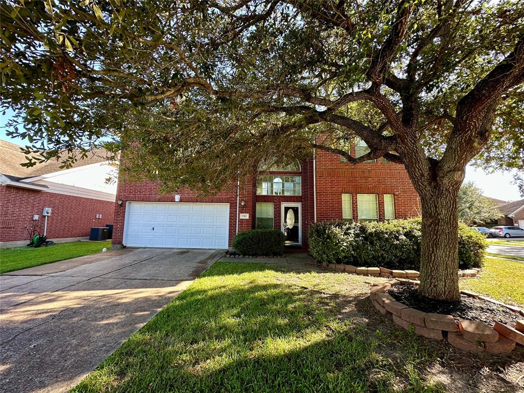 3302 Stanton Court, Pearland, Texas image 1