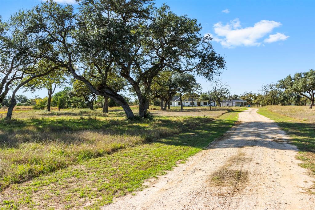 1565 Smith Rau Road, Columbus, Texas image 41