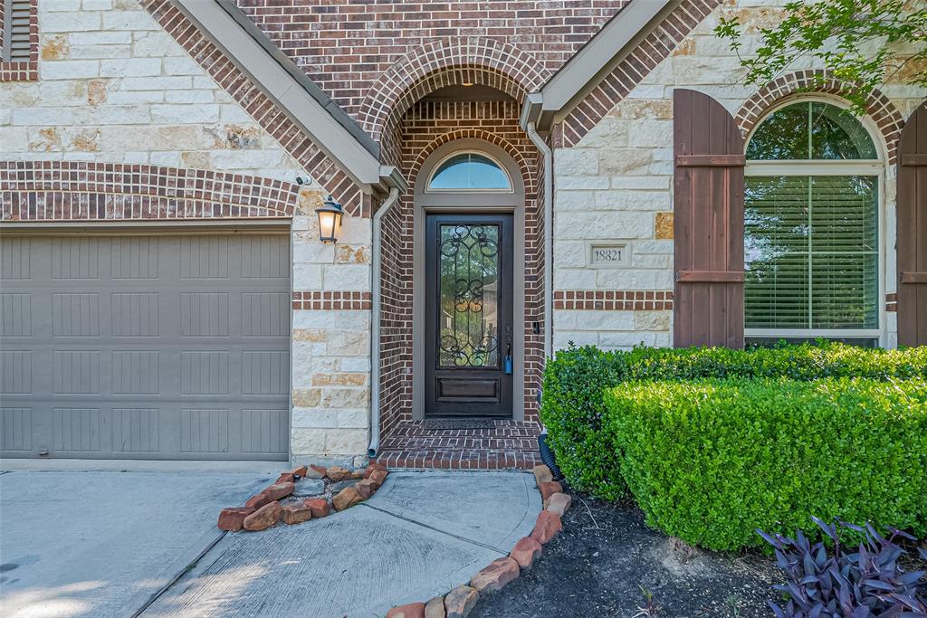 18821 Swansea Creek Drive, New Caney, Texas image 6