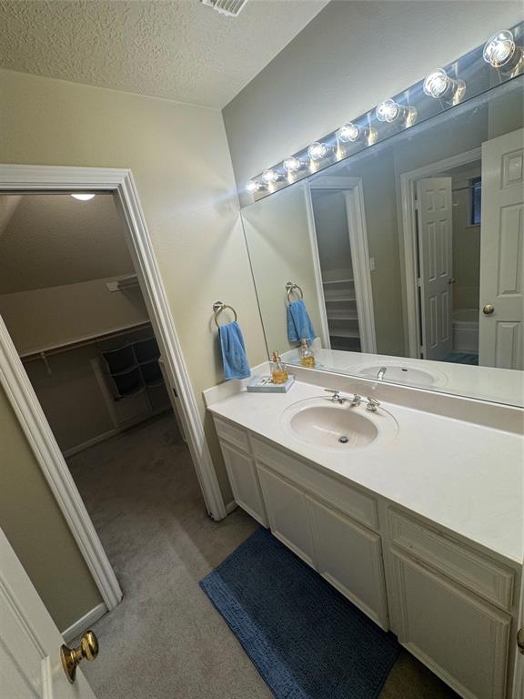 2822 Lake View Drive, Missouri City, Texas image 30