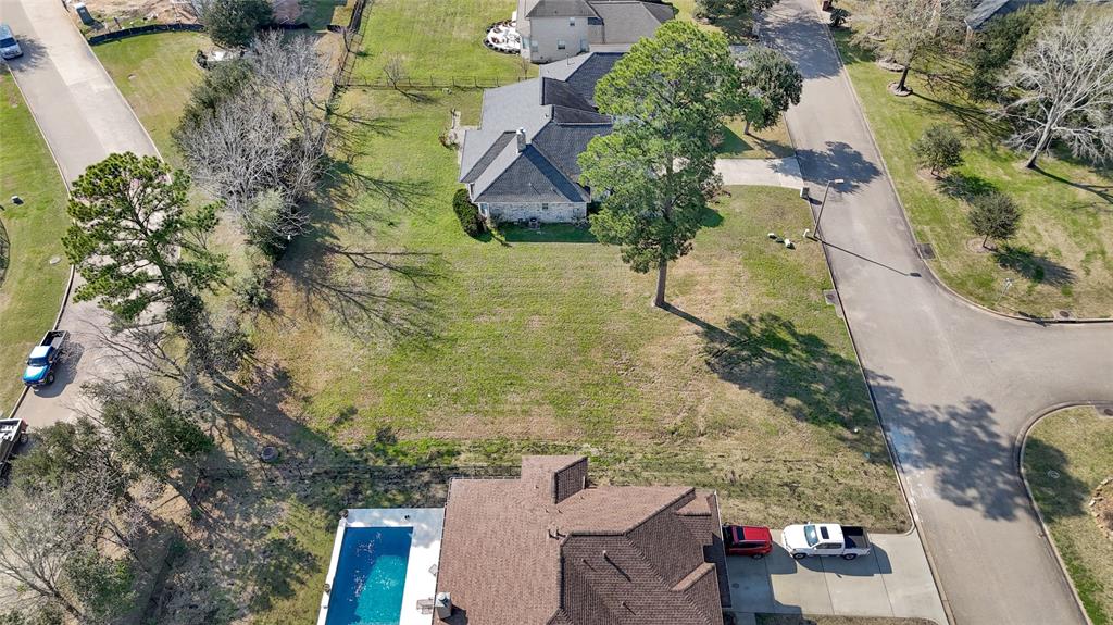 12325 Longmire Trace, Conroe, Texas image 9